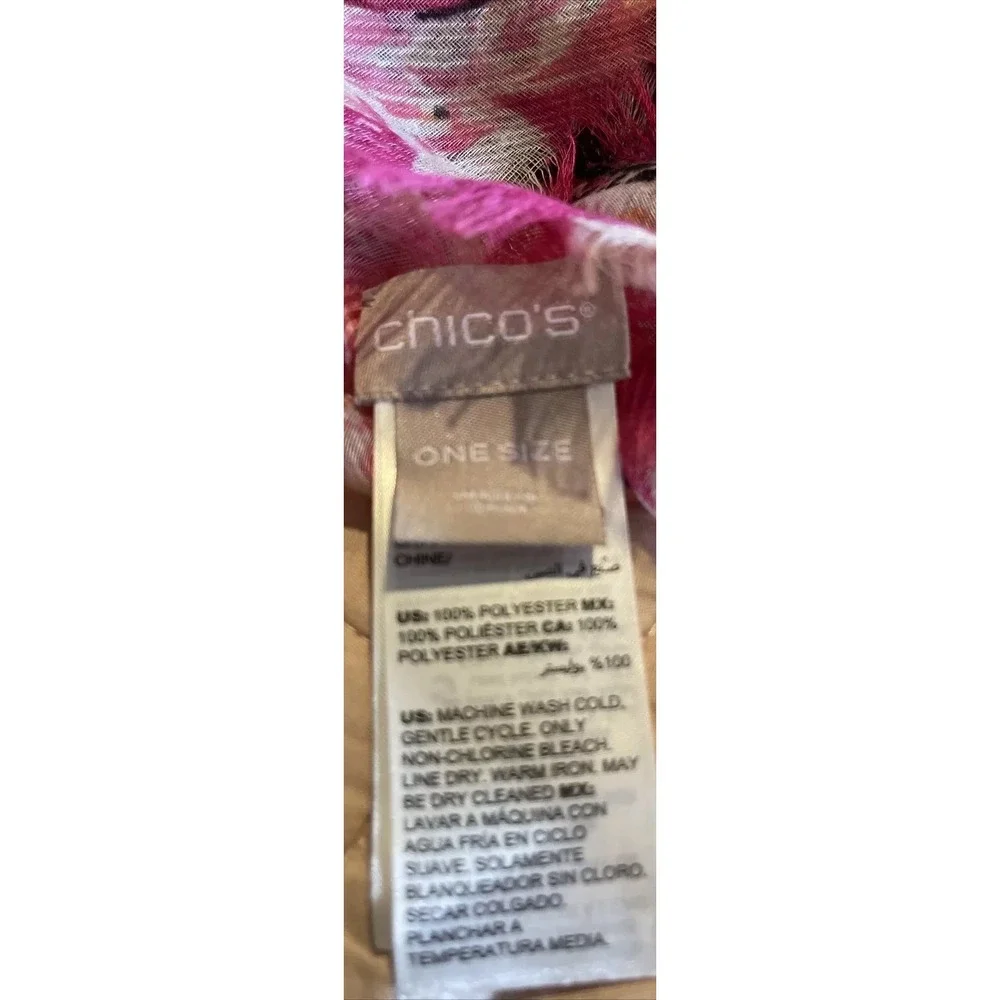 Chico's Women's Square Scarf‎ Pink Paisley Print Chic 40